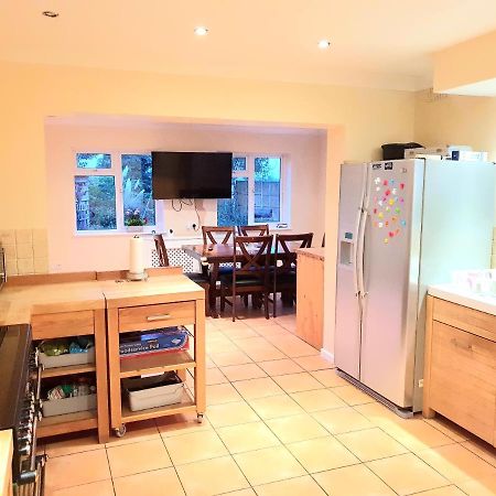 Specious 3Bed Property With Parking & Large Garden Aveley ภายนอก รูปภาพ